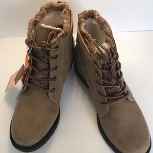 NWT Sporto Tan Lace Up Bootie